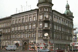 Ulica Krzywoustego w latach 90.