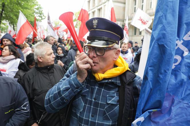 Protest pracowników Poczty Polskiej w Warszawie