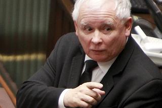 Jarosław Kaczyński podczas miesięcznicy smoleńskiej: Jesteśmy z Tobą, BEATA!