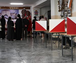 Wybory prezydenckie 2025. Tak głosują Polacy