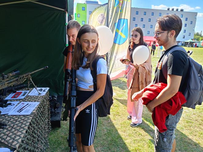 Piknik Wojskowy 18. Dywizji został zorganizowany na terenie zielonym przy aquaparku i stadionie miejskim w Siedlcach