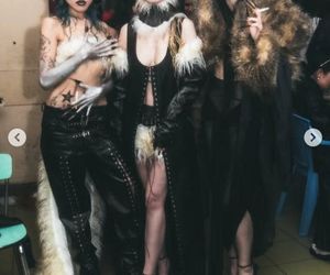 Nie wyszło na Eurowizji, więc poszła w modę. Luna szokuje kolejny raz