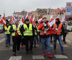 Protest rolników 20 marca w Lublinie. Przeszli ulicami miasta pod LUW