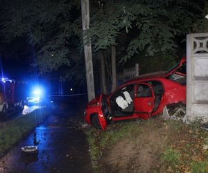 Pijany kierowca staranował ogrodzenie w Tarnowskich Górach