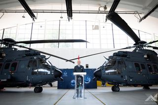 Węgierskie H225M w komplecie