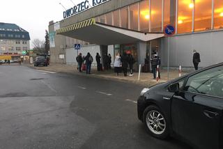 Alarm bombowy w Olsztynie. Dworzec Główny ewakuowany! [ZDJĘCIA]