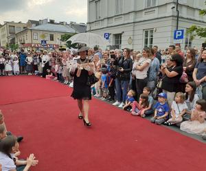 Siedlczanie mogli wsiąść w wehikuł czasu i zobaczyć ulicę Pułaskiego - Piękną sprzed stu lat