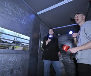 Reporterzy Super Expressu zamienili się w świnie. To pierwsze takie miejsce w Polsce. Nietypowy escape room w Warszawie