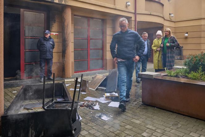 Na Wspólnej, odcinek 4076: Podpalenie biura Damiana! Pożar odbierze im Kajtka - ZDJĘCIA