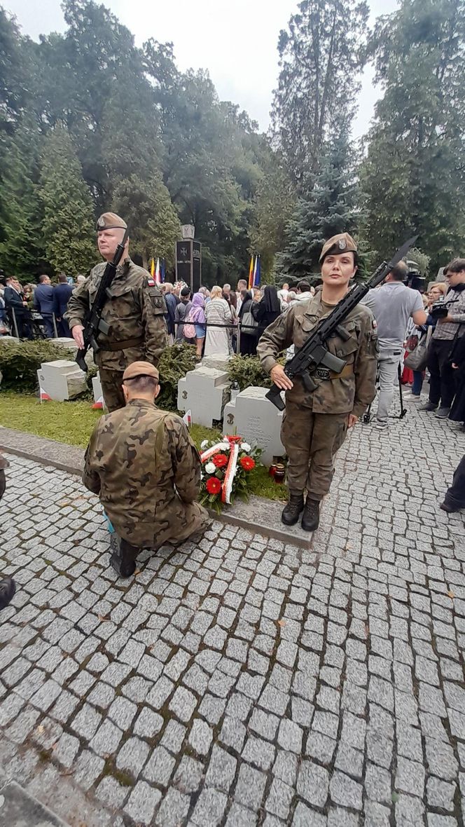 81. rocznica wybuchu Powstania Warszawskiego. Uroczystości przy pomniku Gloria Victis