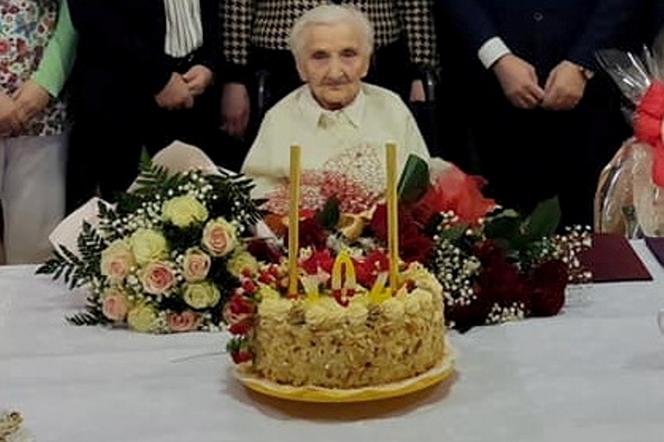 Pani Stanisława Nowak obchodzi 102 urodziny