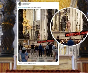 Na golasa wszedł na ołtarz w bazylice św. Piotra w Watykanie. Na plecach miał ważny napis