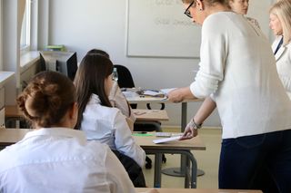 Egzamin ósmoklasisty: próbny j. polski z Operonem. Zobacz odpowiedzi PDF + arkusze 