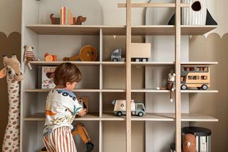 Modne meble do pokoju dziewczynki