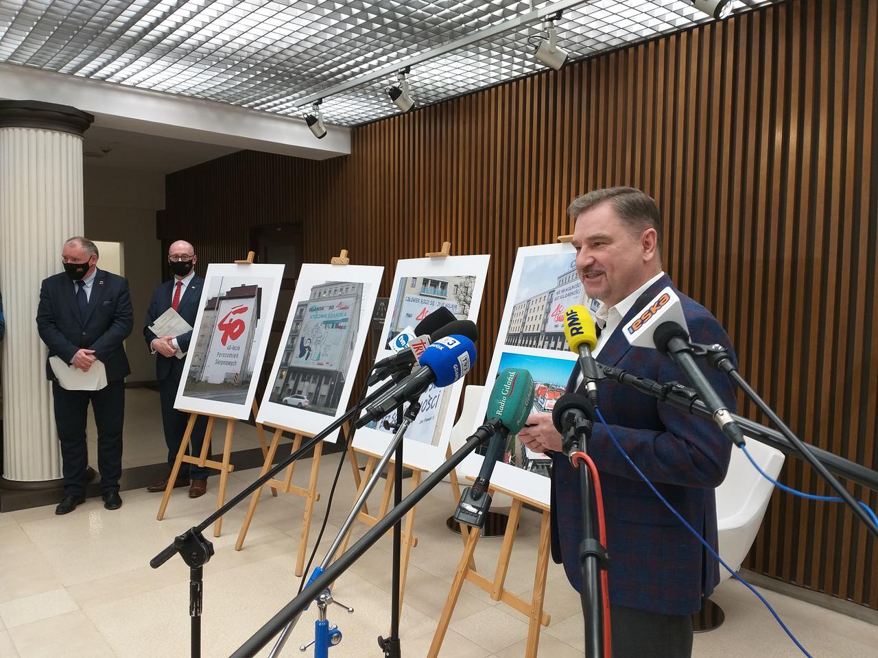 Solidarność nie zdejmie baneru okolicznościowego 