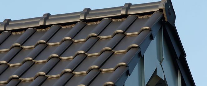 Dachówka ceramiczna
