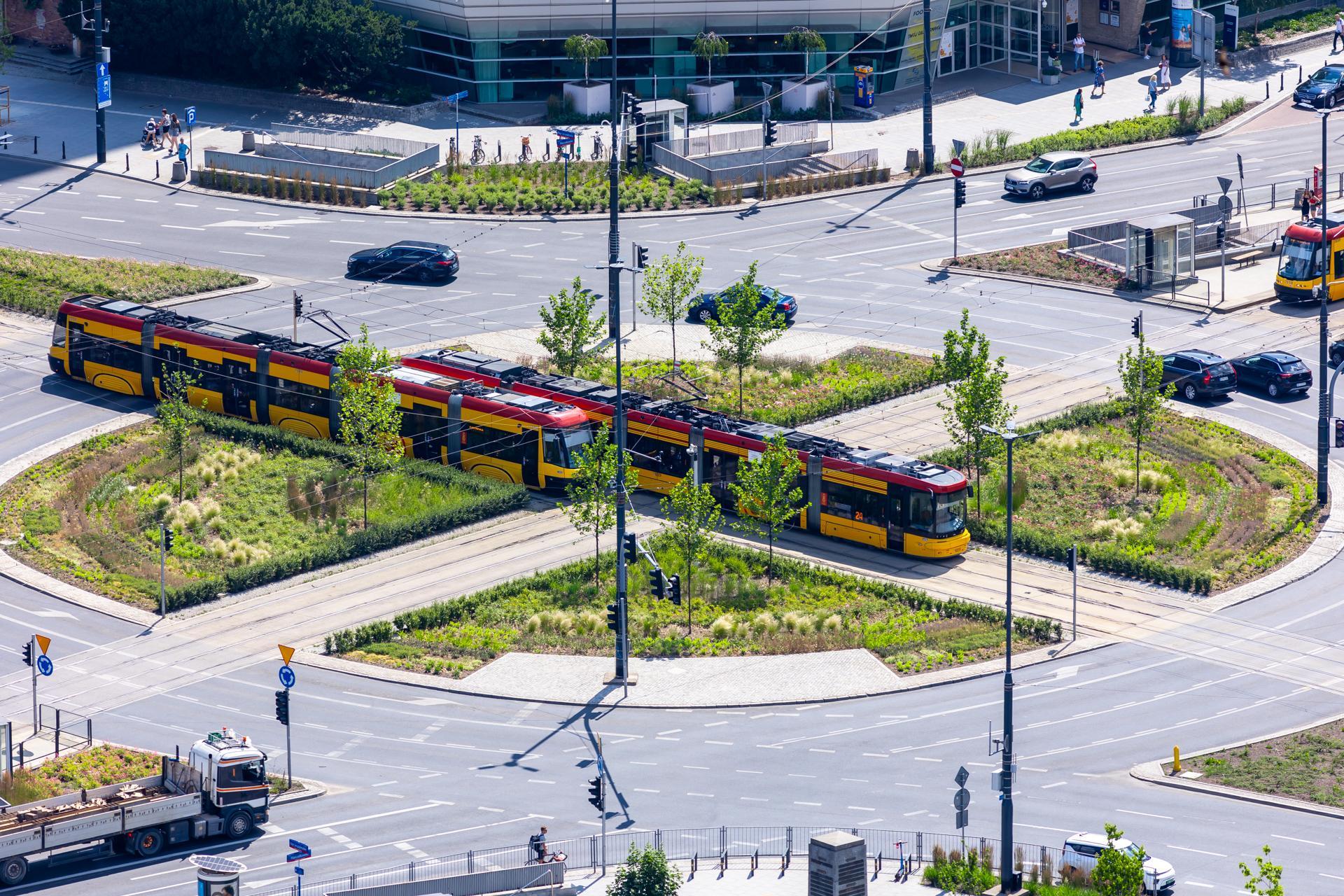 Rondo Dmowskiego centrum Warszawy