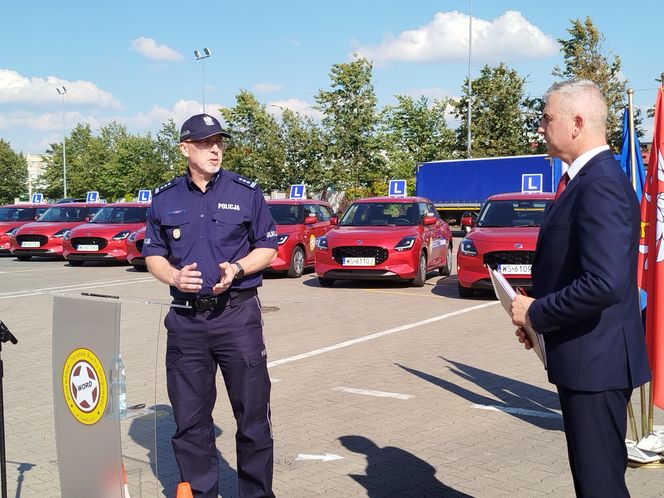 Siedlecki WORD wymienił starą flotę pojazdów egzaminacyjnych na nowe samochody marki Suzuki Swift
