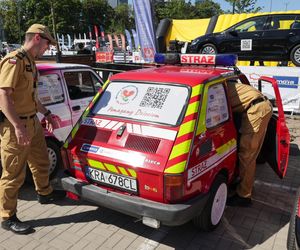98 Fiatów 126p jedzie trasą wokół Bałtyku