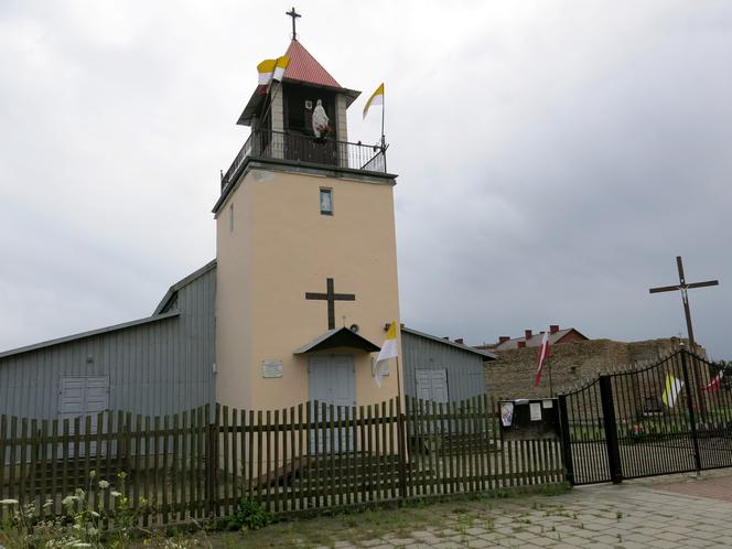 bialystok ksiadz chodzi po koledzie w lipcu (5)