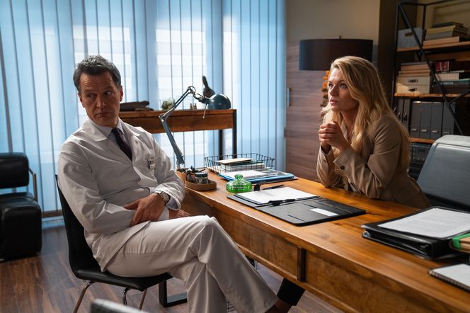 Na dobre i na złe, odcinek 945: Andrzej Falkowicz (Michał Żebrowski), Agata Woźnicka (Emilia Komarnicka)