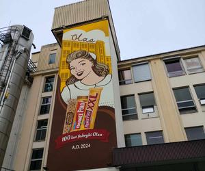 Nowy mural w Cieszynie. Na pamiątkę 100-lecia powstania fabryki produkującej kultowe wafle