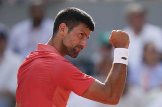 Novak Djoković przeszedł do historii! Triumfował w Roland Garros i dokonał czegoś, co nie udało się nikomu przed nim. Legenda
