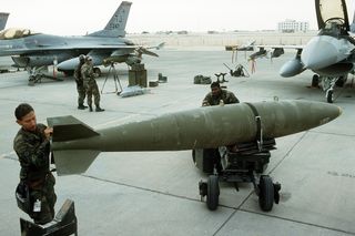 Izrael otrzymał od USA 1800 niekierowanych bomb MK-84. Trump anulował decyzję Bidena