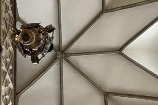 Zamek Pardubice - zdjęcia cennego zabytku Wschodnich Czech. Wnętrza, muzeum, zamek nocą