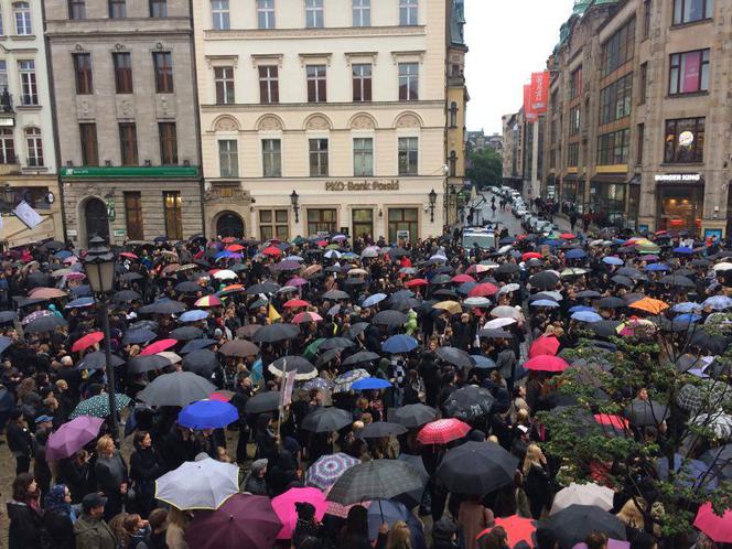 Czarny protest we Wrocławiu
