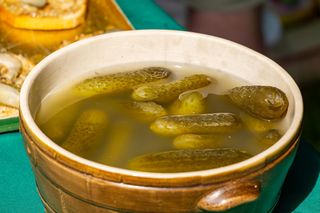 Najlepsze garnki do kiszenia ogórków, buraków i kapusty