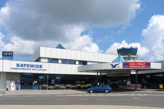 Tak wyglądało lotnisko w Katowicach-Pyrzowicach w latach 90'. Te zdjęcia to podróż do przeszłości [GALERIA, WIDEO]