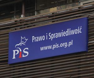 Stąd twardą ręką rządzi PiS Jarosław Kaczyński 