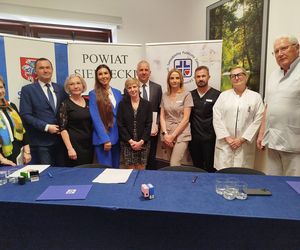 Umowa na przekazanie dotacji na zakup nowego sprzętu dla Szpitala Miejskiego w Siedlcach została podpisana 28 kwietnia