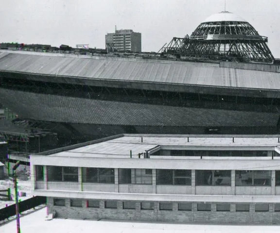 Katowicki Spodek ma urodziny. Reportaż interaktywny Architektury-murator