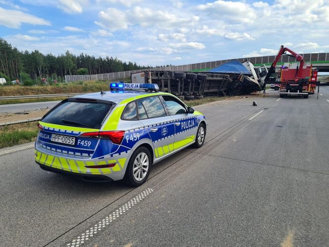 Wypadek na autostradzie A1 w miejscowości Brodowe (woj. łódzkie)