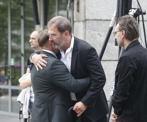 Pogrzeb Joanny Kołaczkowskiej. Tak pożegnali ją przyjaciele z kabaretu. Borek płakała jak uczennica