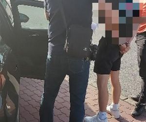 Kibolska burda na osiemnastce. W akcji policja, 5 osób zatrzymanych
