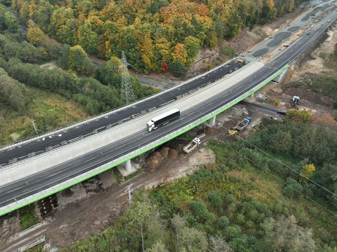 Budowa dwóch odcinków S3 między Świnoujściem i Troszynem. Nowe zdjęcia 