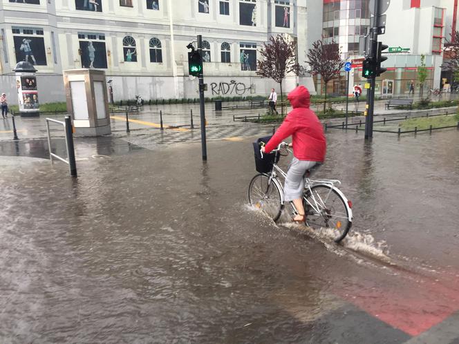 Krajobraz centrum Łodzi po burzy