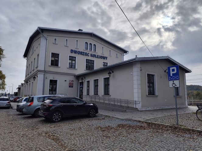 Dworzec w Krzeszowicach