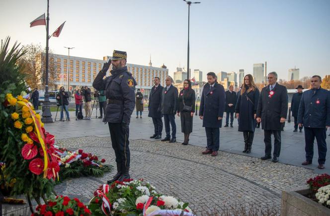 Rafał Trzaskowski złożył kwiaty przy Grobie Nieznanego Żołnierza