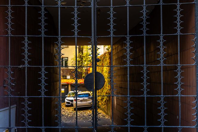 Kamienica na ul. Konopnickiej 5 w Warszawie