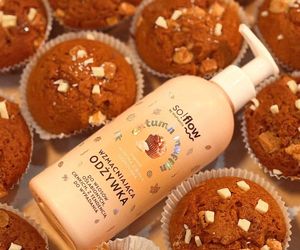 Jesień pachnie muffinem z białą czekoladą! Oto sposób na piękne włosy i dobry nastrój