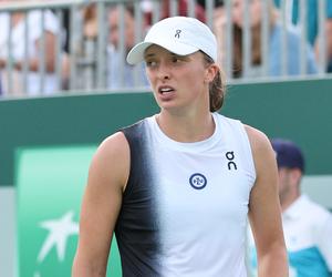 Kiedy gra Iga Świątek Ćwierćfinał w Cincinnati Jest PLAN GIER! Świątek - Vondrousova O której godzinie gra Iga Świątek dzisiaj 1/4 finału