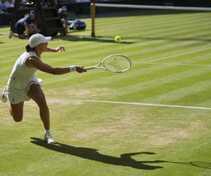 Iga Świątek - Belinda Bencic