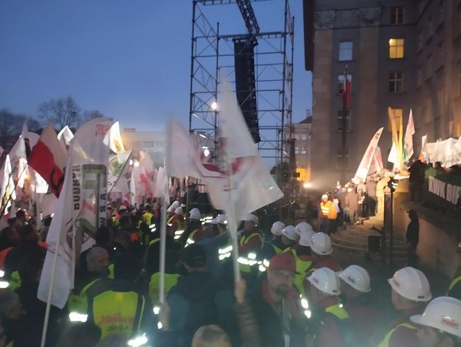 "Walczymy o Śląsk i o przemysł, żeby nie umarł"