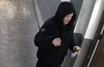 Rozbój w Katowicach. Policja publikuje zdjęcia i prosi o pomoc
