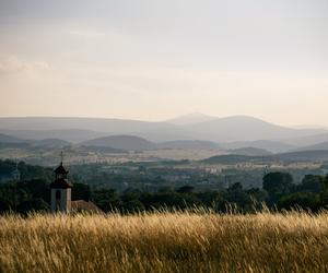 W tych 10. miejscach w Polsce dochodziło do cudów. Przyciągają turystów z całego świata