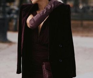 Pierwszy raz i od razu hit! Kożuchowska olśniła w bordowej kreacji